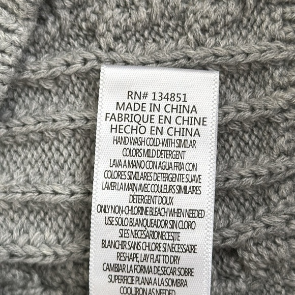 Wayf Gray Cable Knit Sweater - Picture 9 of 13